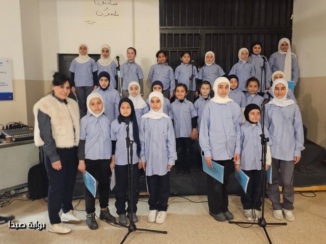 متوسطة الشهيد معروف سعد في صيدا تحتفي بالمعلم وتحوّل باحتها إلى مساحة أمل تجمع الطلاب والنازحين (خبر + 8 صور)